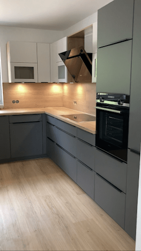 Negocio Elektrofachhandel & Einbauküchen Badmöbel - Techn. Kundendienst H. Gnauck Gmbh